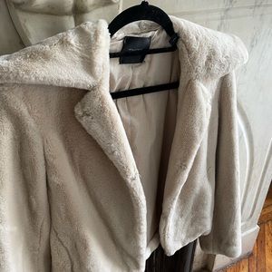 Theory rabbit coat in cream Size P